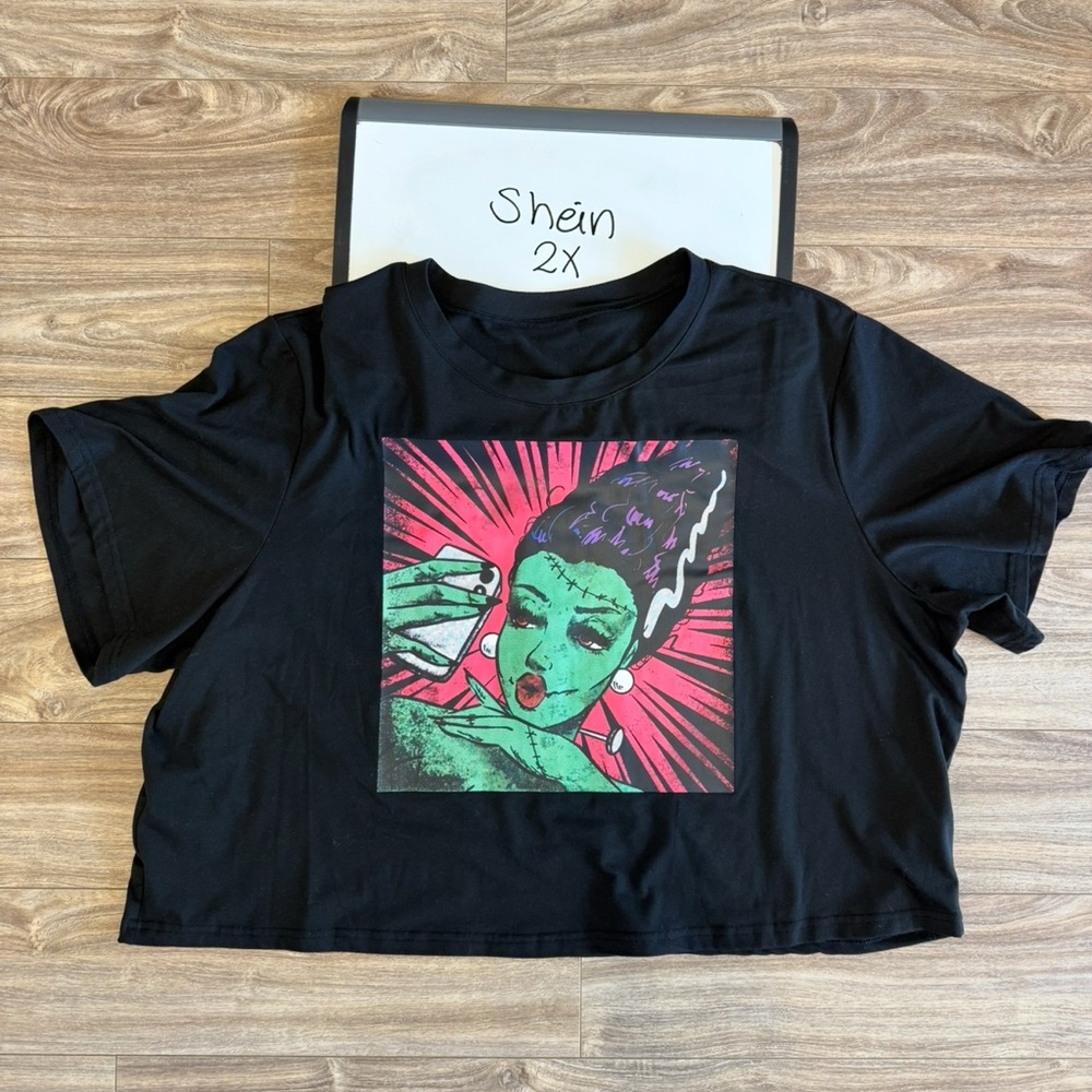 Black bride of Frankenstein crop T-shirt 2X